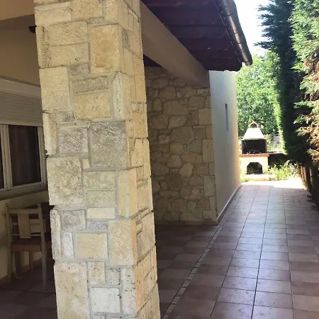 Paradise Πολύχρονο