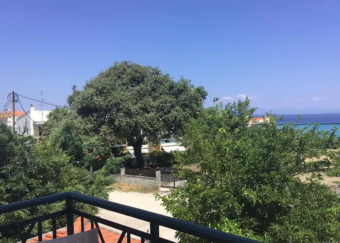 Paradise Villa Polychrono